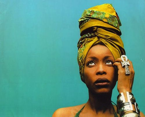 Erykah-Badu- Phone Down