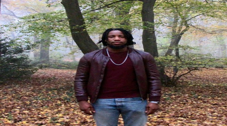 DS DrummerBio - The Kindred Ft Mo Pleasure &amp; Roberto Manzin