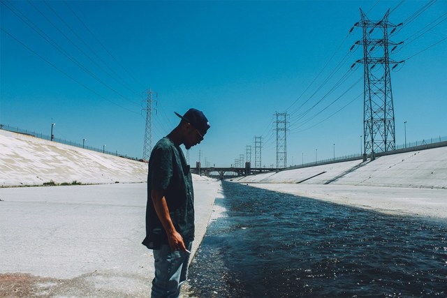 IAMNOBODI - Mad World