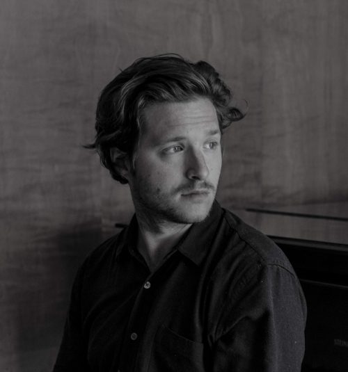 Calling Out (Feat. Philip Owusu) by August Rosenbaum