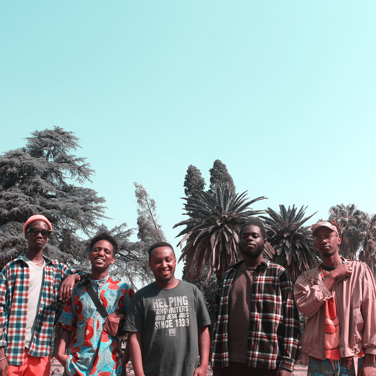 Debut track from music and art collective Ea Wave.