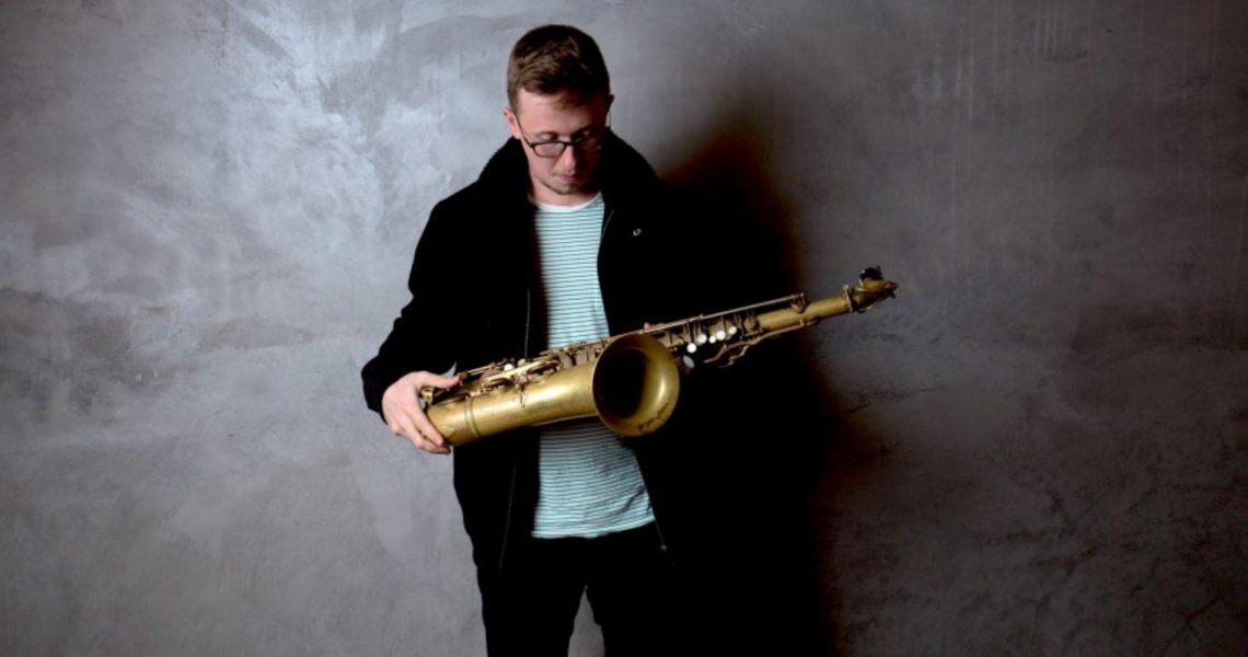 Alex Hitchcock shraes new 4-track release.