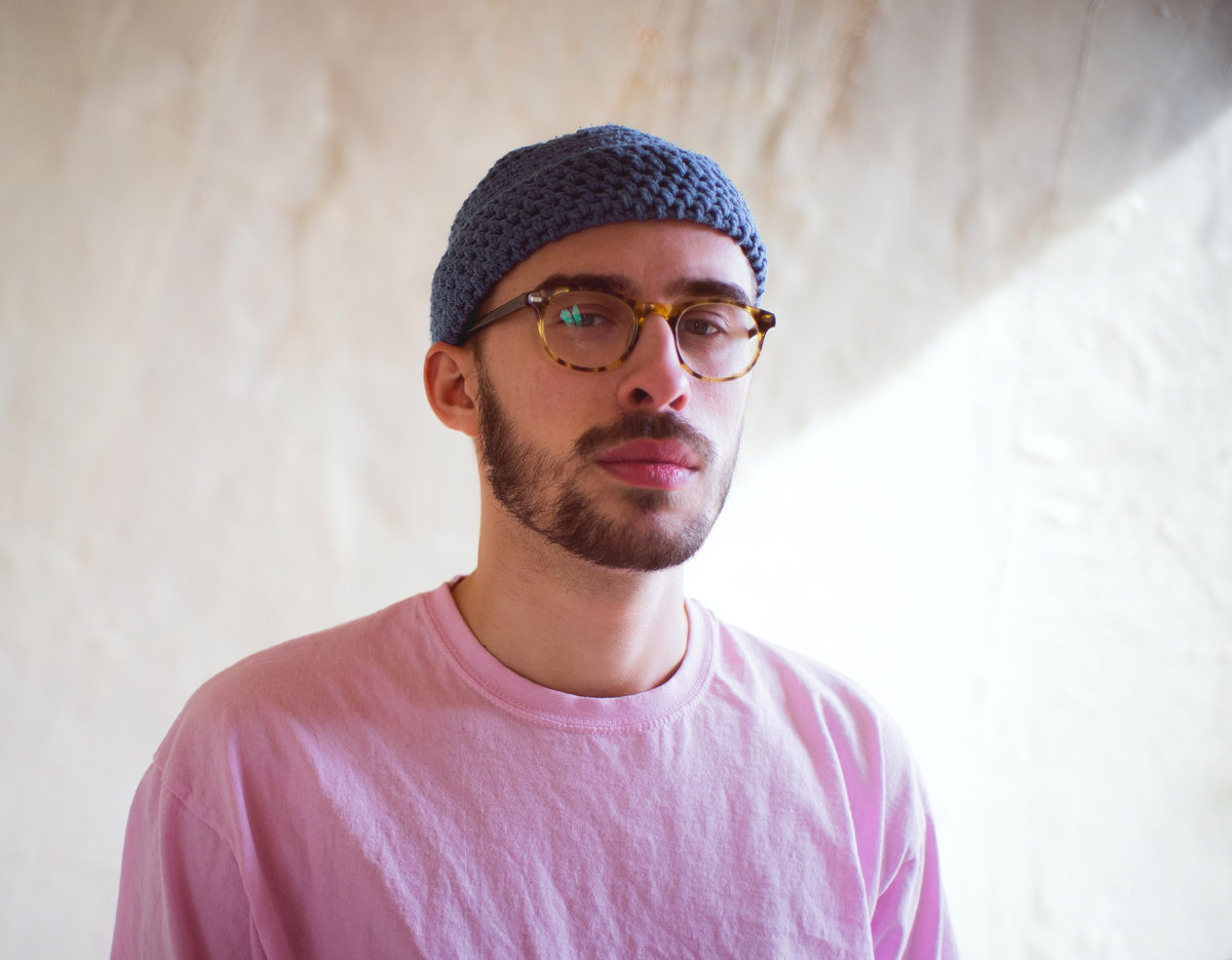 Sydney releases new music.